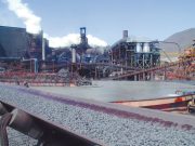 Acuerdo entre Huachipato y sindicatos garantiza bonos e indemnizaciones para trabajadores afectados por el cierre