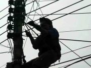 Muere electrocutado mientras robaba cables en Renca: Interrumpen suministro eléctrico en la zona
