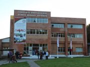 Colegio de Penco impartió enseñanza media sin autorización: incertidumbre para alumnos y familias