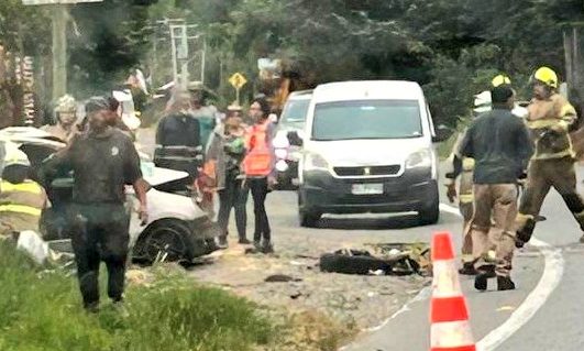 Tragedia en la Ruta N-48-O: violento choque entre automóvil y camión deja al menos tres víctimas fatales