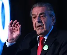 Frei, el Último Gigante: La Voz Que le Queda a una Democracia Cristiana Que Dejó de Serlo