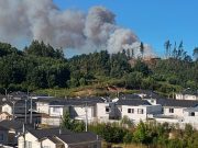 ¡EL PRETIL BAJO LAS LLAMAS!: EL INFIERNO AMENAZA CON DEVORAR HUALQUI ENTRE GRITOS Y CENIZA