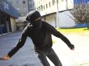 Puede el gobierno terminar con un partido político? Si promueve la violencia o busca destruir el orden democrático, SI!