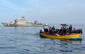 Dramático rescate salva a cuatro pescadores tras casi 48 horas desaparecidos frente a la costa de Arauco